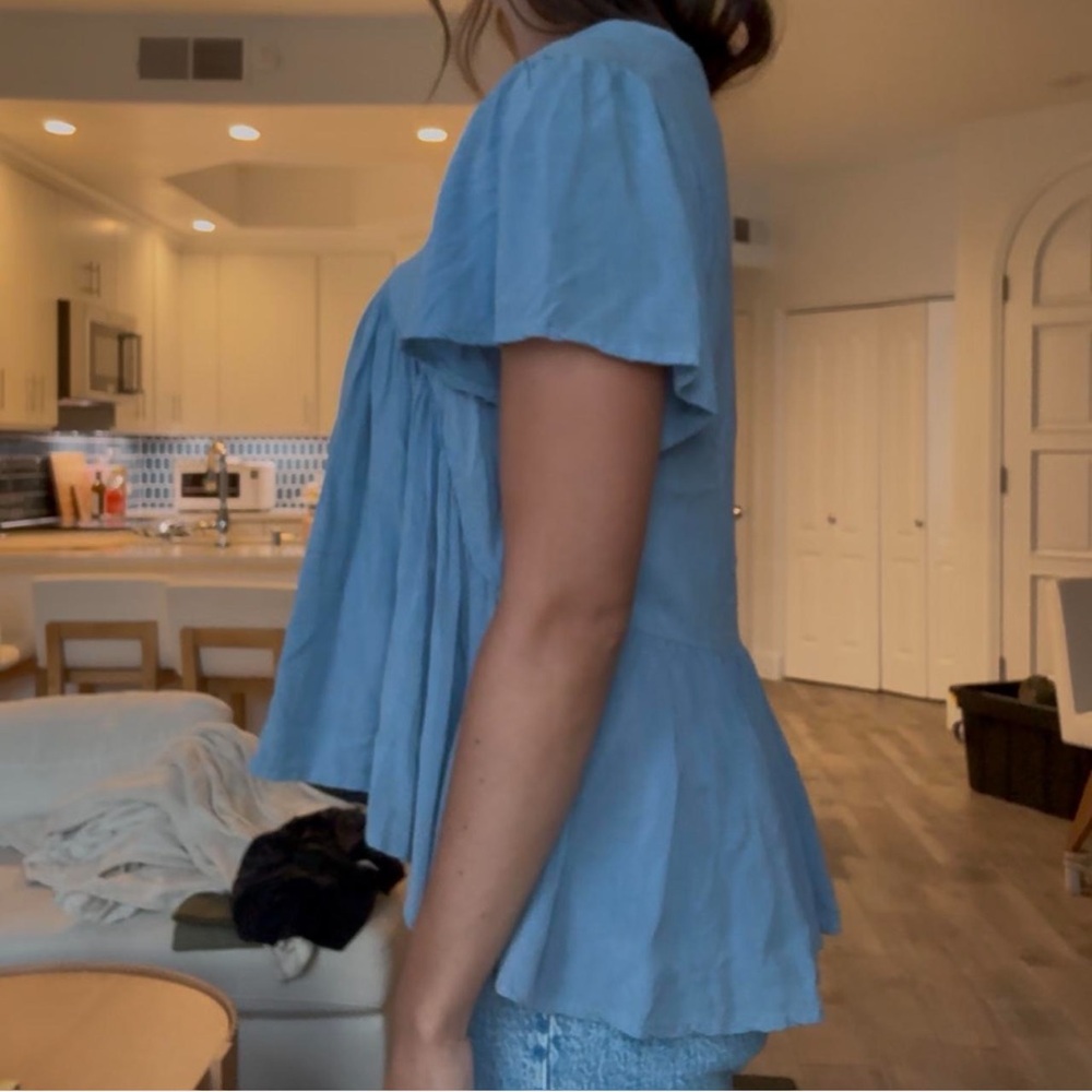 Babydoll puff sleeve blue blouse